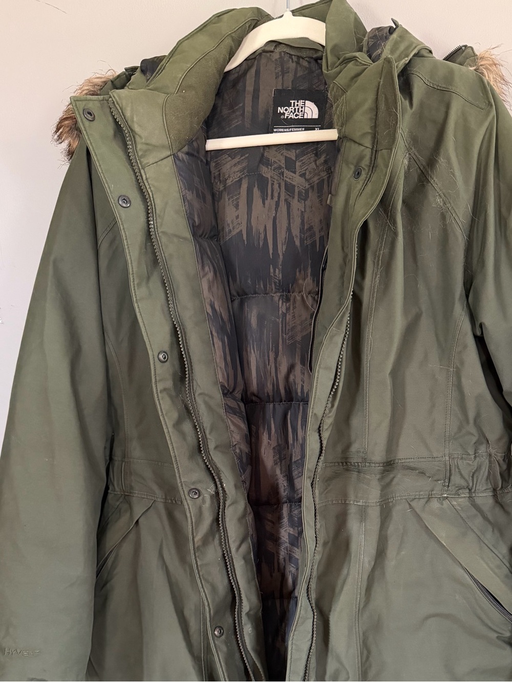 The North Face Women's Olive Green Insulated Parka with Faux-Fur Trim